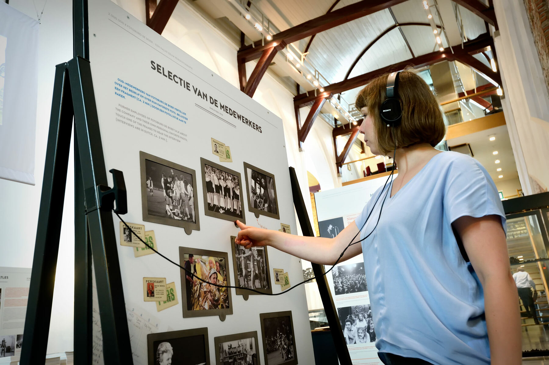 Image for Luister naar verhalen van oud-medewerkers! #FotoburoDeBoer